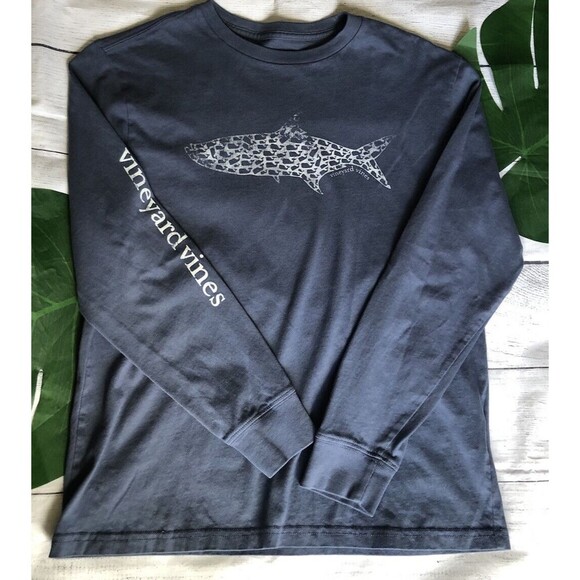 Vineyard Vines Shirt Size L (16/18) Youth Long Sleeve Tee Shark - Picture 1 of 6
